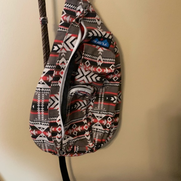 Kavu Handbags - Kavu Aztec print rope sling bag